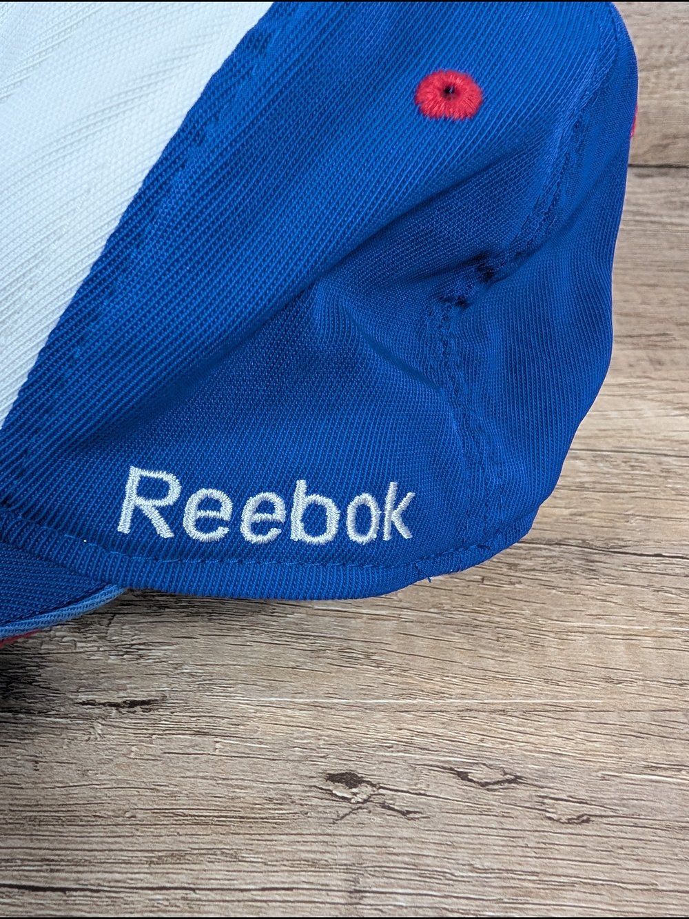 New York Giants Hat Cap Fitted S/M Red White Blue Reebok On Field NFL Football - Picture 4 of 9
